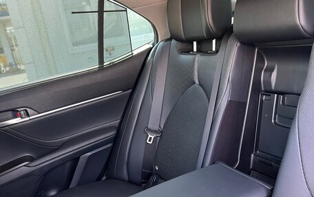 Toyota Camry, 2022 год, 4 200 000 рублей, 8 фотография