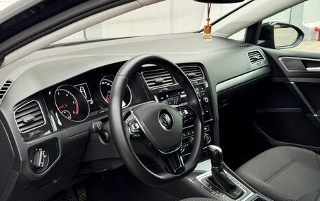 Volkswagen Golf VII, 2019 год, 1 900 000 рублей, 8 фотография