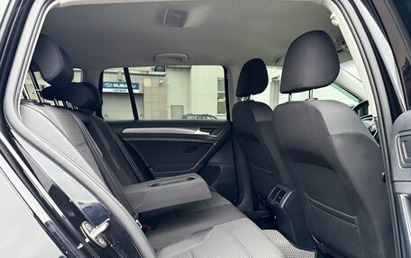 Volkswagen Golf VII, 2019 год, 1 900 000 рублей, 17 фотография
