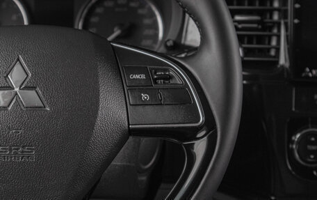 Mitsubishi Outlander III рестайлинг 3, 2016 год, 1 719 000 рублей, 12 фотография