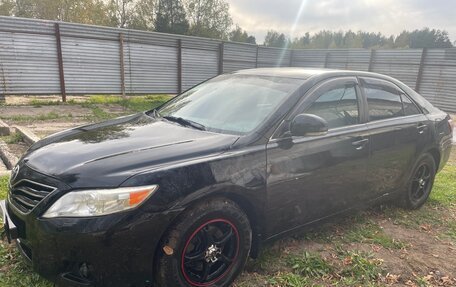 Toyota Camry, 2011 год, 1 050 000 рублей, 1 фотография