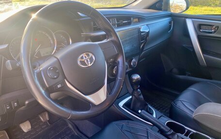Toyota Corolla, 2013 год, 1 330 000 рублей, 9 фотография