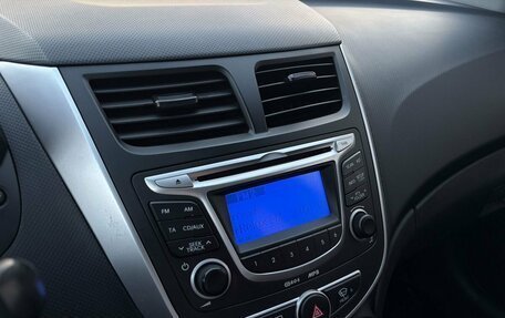 Hyundai Solaris II рестайлинг, 2011 год, 870 000 рублей, 10 фотография