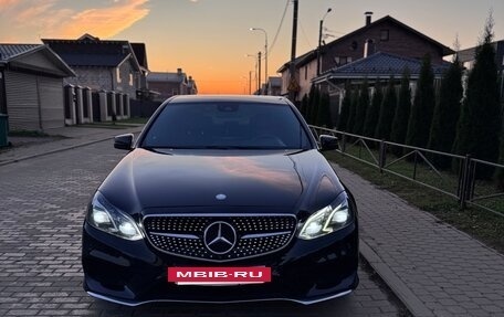 Mercedes-Benz E-Класс, 2015 год, 2 490 000 рублей, 10 фотография