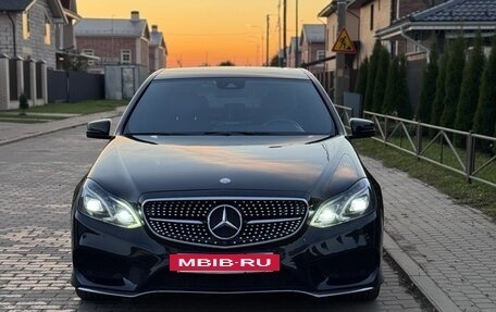 Mercedes-Benz E-Класс, 2015 год, 2 490 000 рублей, 3 фотография