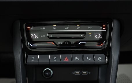 Skoda Karoq I, 2025 год, 3 000 000 рублей, 24 фотография