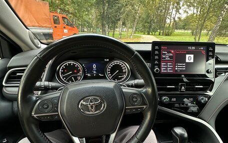 Toyota Camry, 2022 год, 4 000 000 рублей, 17 фотография