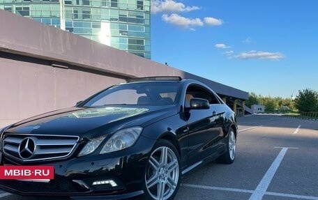 Mercedes-Benz E-Класс, 2010 год, 1 500 000 рублей, 3 фотография