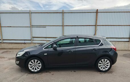 Opel Astra J, 2012 год, 950 000 рублей, 2 фотография