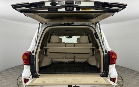 Toyota Land Cruiser 200, 2013 год, 3 650 000 рублей, 7 фотография