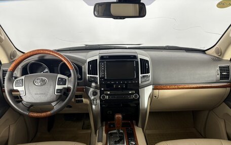 Toyota Land Cruiser 200, 2013 год, 3 650 000 рублей, 13 фотография