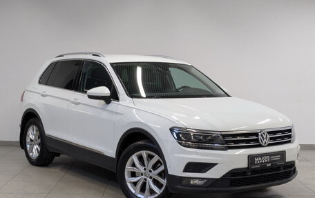 Volkswagen Tiguan II, 2020 год, 2 750 000 рублей, 3 фотография