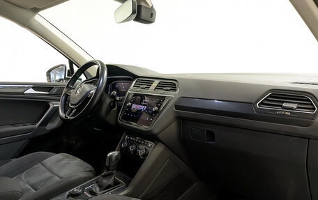 Volkswagen Tiguan II, 2020 год, 2 750 000 рублей, 11 фотография