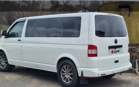 Volkswagen Transporter T5 рестайлинг, 2010 год, 1 700 000 рублей, 2 фотография