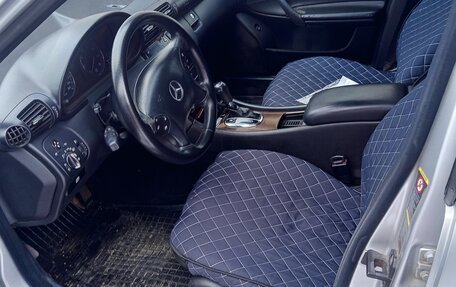 Mercedes-Benz C-Класс, 2004 год, 620 000 рублей, 5 фотография