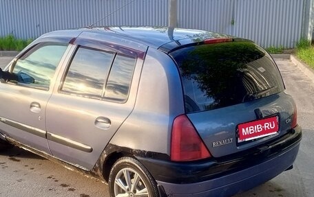 Renault Clio III, 2000 год, 130 000 рублей, 5 фотография