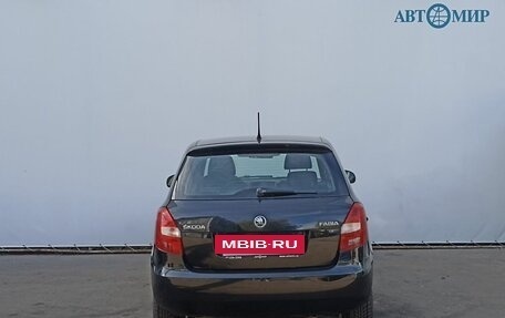 Skoda Fabia II, 2013 год, 457 000 рублей, 6 фотография