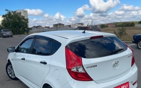 Hyundai Solaris II рестайлинг, 2015 год, 1 100 000 рублей, 10 фотография