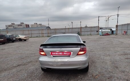 Mercedes-Benz C-Класс, 2001 год, 350 000 рублей, 4 фотография