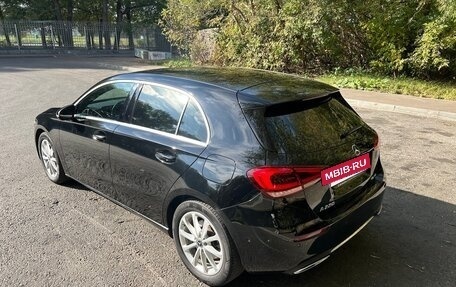 Mercedes-Benz A-Класс, 2018 год, 2 990 000 рублей, 5 фотография