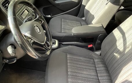 Volkswagen Polo VI (EU Market), 2017 год, 850 000 рублей, 8 фотография