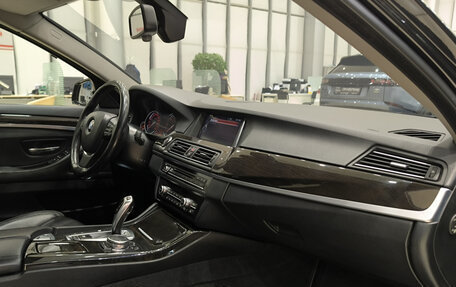 BMW 5 серия, 2015 год, 2 650 000 рублей, 15 фотография