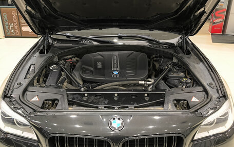 BMW 5 серия, 2015 год, 2 650 000 рублей, 13 фотография