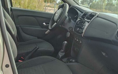 Renault Logan II, 2014 год, 720 000 рублей, 12 фотография