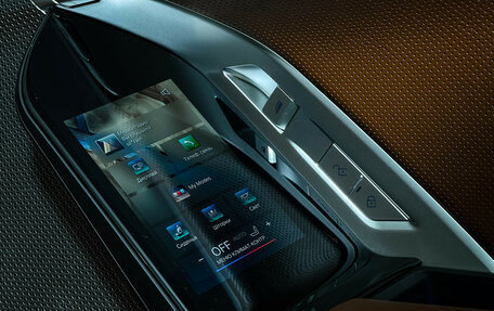 BMW 7 серия, 2023 год, 10 900 000 рублей, 18 фотография