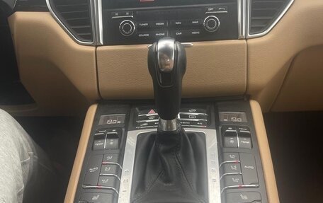 Porsche Macan I рестайлинг, 2016 год, 4 499 000 рублей, 6 фотография