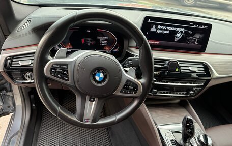 BMW 5 серия, 2021 год, 5 999 000 рублей, 13 фотография