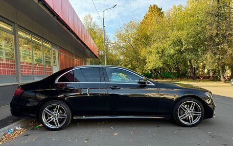 Mercedes-Benz E-Класс, 2020 год, 3 995 000 рублей, 2 фотография