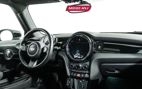 MINI Hatch, 2021 год, 3 175 000 рублей, 9 фотография
