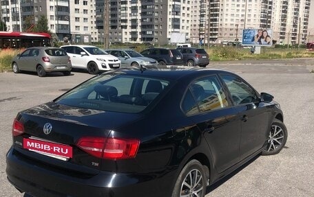 Volkswagen Jetta VI, 2015 год, 1 350 000 рублей, 14 фотография