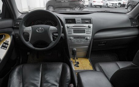 Toyota Camry, 2006 год, 1 069 000 рублей, 6 фотография