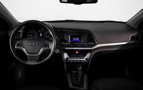 Hyundai Elantra VI рестайлинг, 2018 год, 1 799 000 рублей, 8 фотография