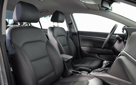 Hyundai Elantra VI рестайлинг, 2018 год, 1 799 000 рублей, 12 фотография