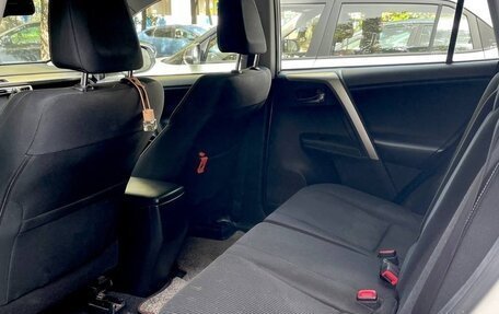 Toyota RAV4, 2013 год, 1 900 000 рублей, 9 фотография
