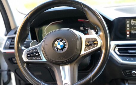 BMW 3 серия, 2019 год, 3 400 000 рублей, 16 фотография