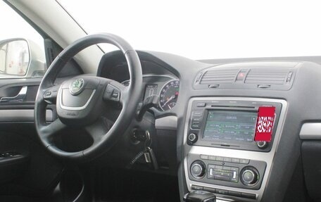 Skoda Octavia, 2012 год, 950 000 рублей, 11 фотография