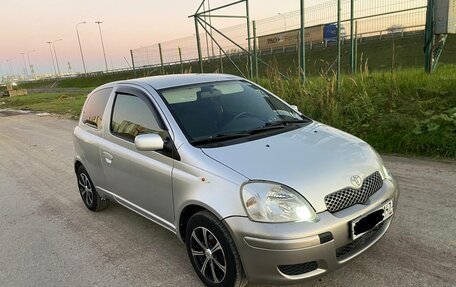 Toyota Yaris I рестайлинг, 2003 год, 300 000 рублей, 1 фотография
