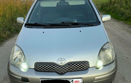 Toyota Yaris I рестайлинг, 2003 год, 300 000 рублей, 3 фотография