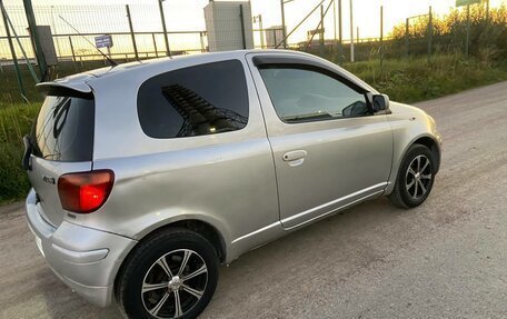 Toyota Yaris I рестайлинг, 2003 год, 300 000 рублей, 5 фотография