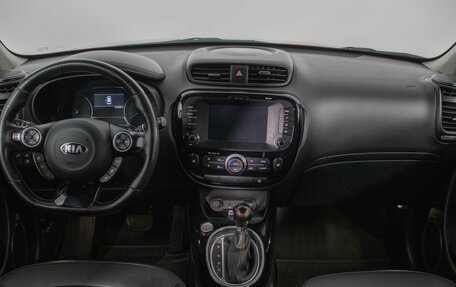 KIA Soul II рестайлинг, 2016 год, 1 220 000 рублей, 13 фотография