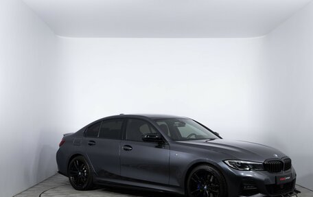 BMW 3 серия, 2019 год, 3 680 000 рублей, 3 фотография