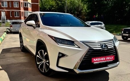 Lexus RX IV рестайлинг, 2017 год, 3 680 000 рублей, 7 фотография