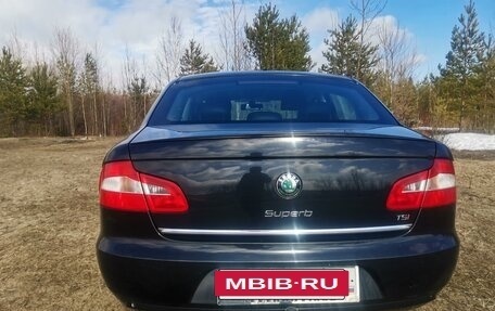 Skoda Superb III рестайлинг, 2011 год, 950 000 рублей, 5 фотография