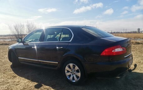 Skoda Superb III рестайлинг, 2011 год, 950 000 рублей, 14 фотография