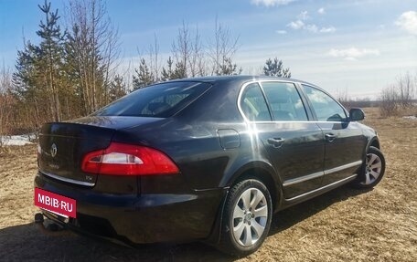 Skoda Superb III рестайлинг, 2011 год, 950 000 рублей, 13 фотография