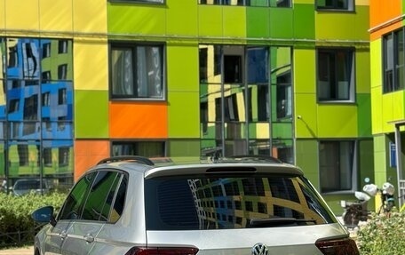 Volkswagen Tiguan II, 2020 год, 2 400 000 рублей, 3 фотография